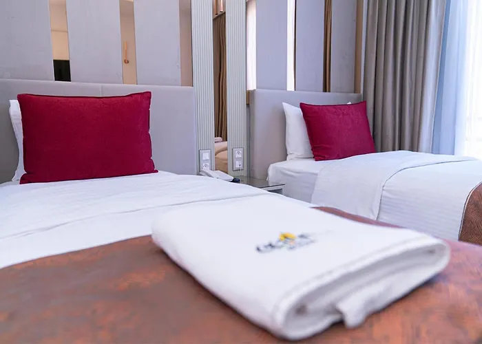 Cetin Port Hotel